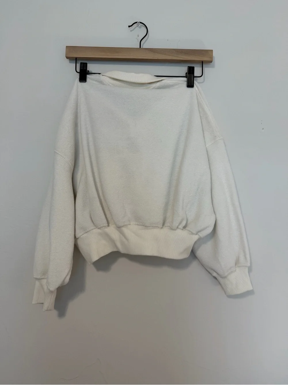 NEW Nike kidsgirls Cream Quarter-Zip Fleece Cropped Pullover size small